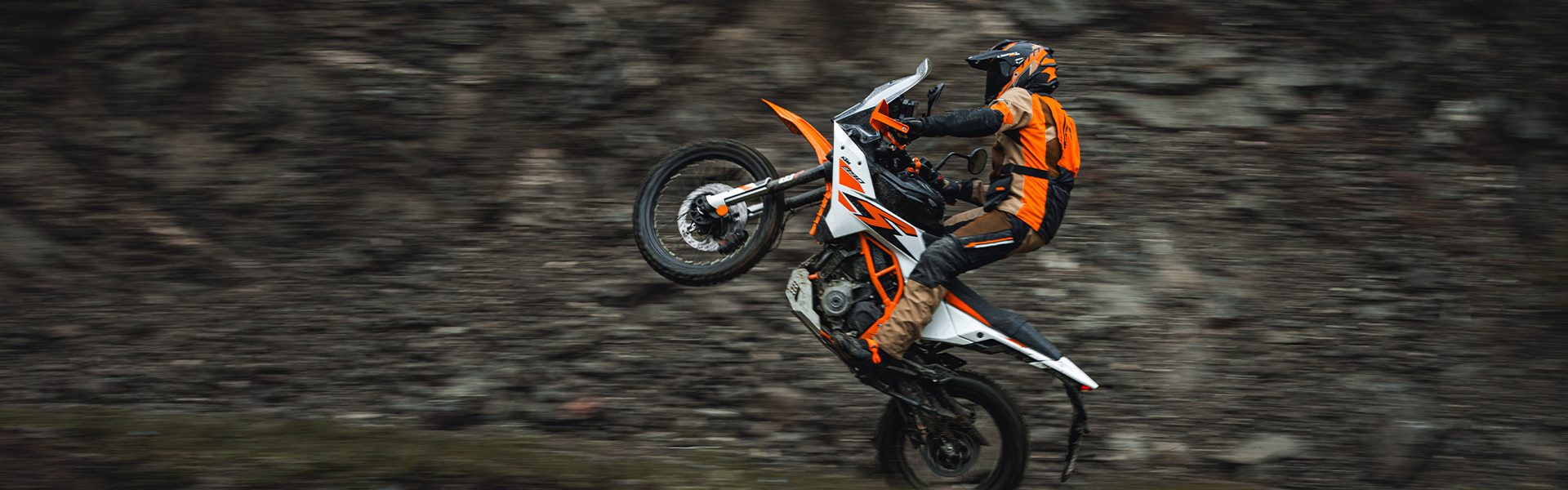 390 ADVENTURE R